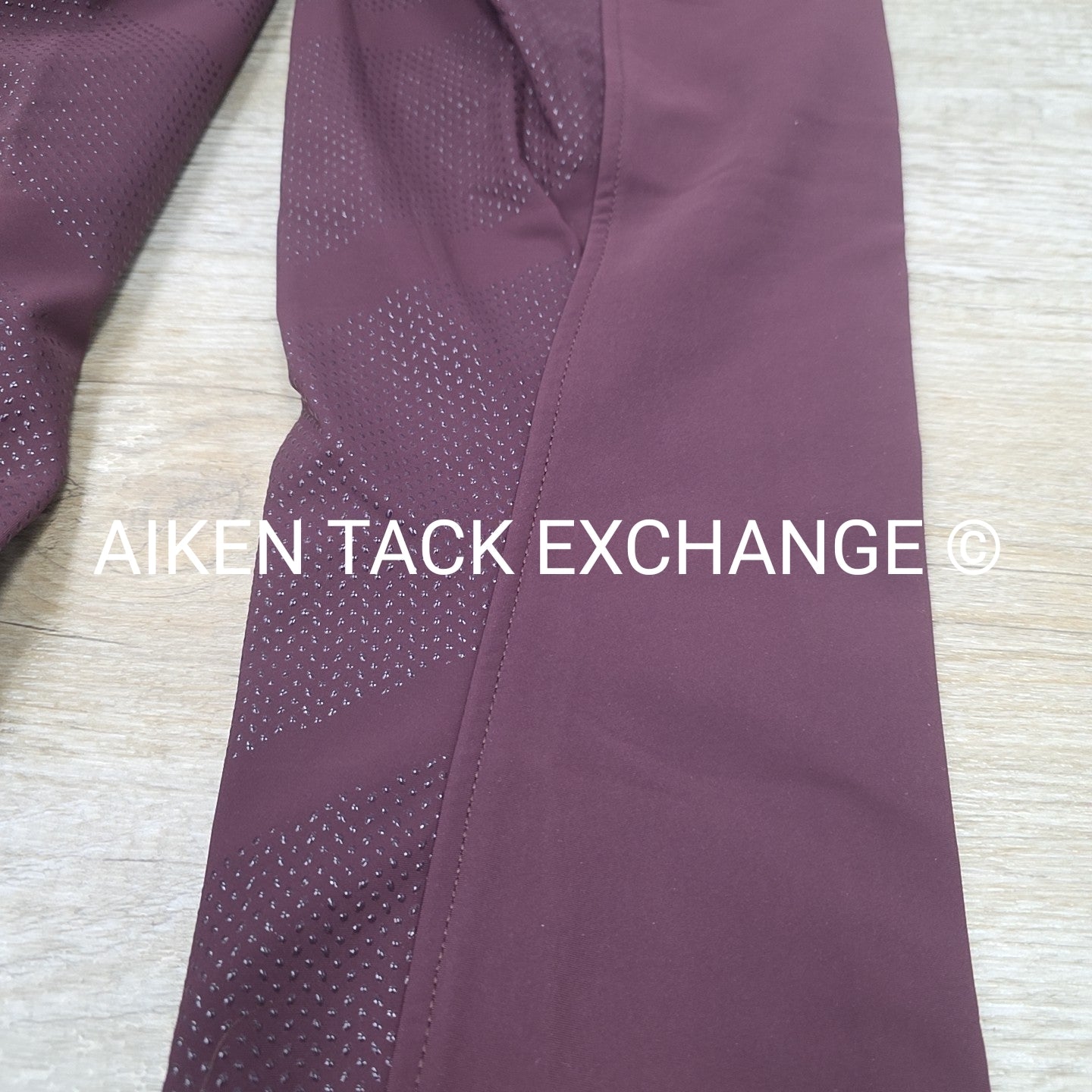 B Vertigo Justine Thermo Silicone Grip Full Seat Breeches, Size 32