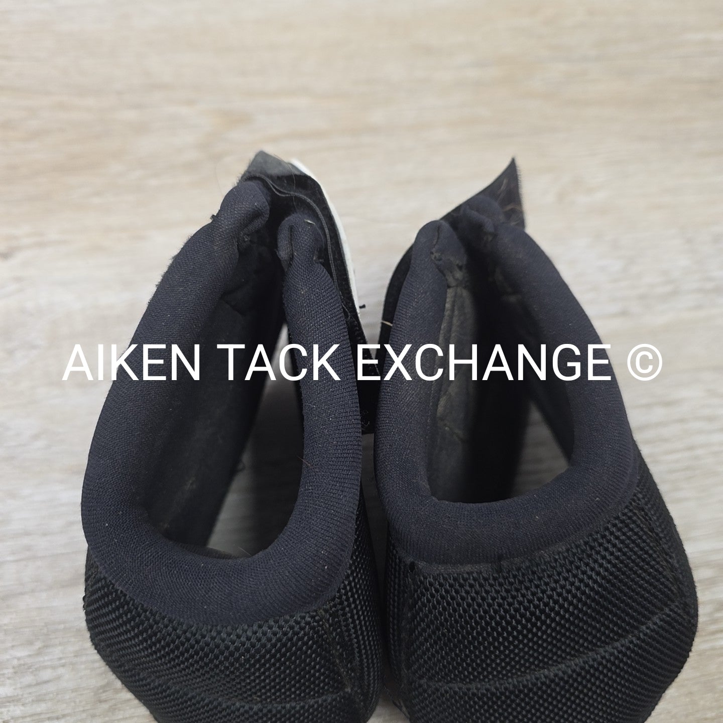 Professional's Choice No Turn Bell Boots, Size Large