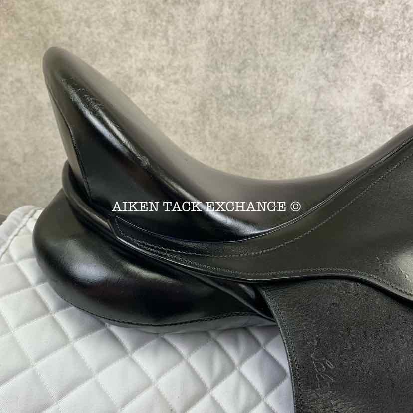 2005 Kieffer Wallstreet Excellent Ulla Salzgeber Dressage Saddle, 17" Seat, Medium Tree, Wool Flocked Panels