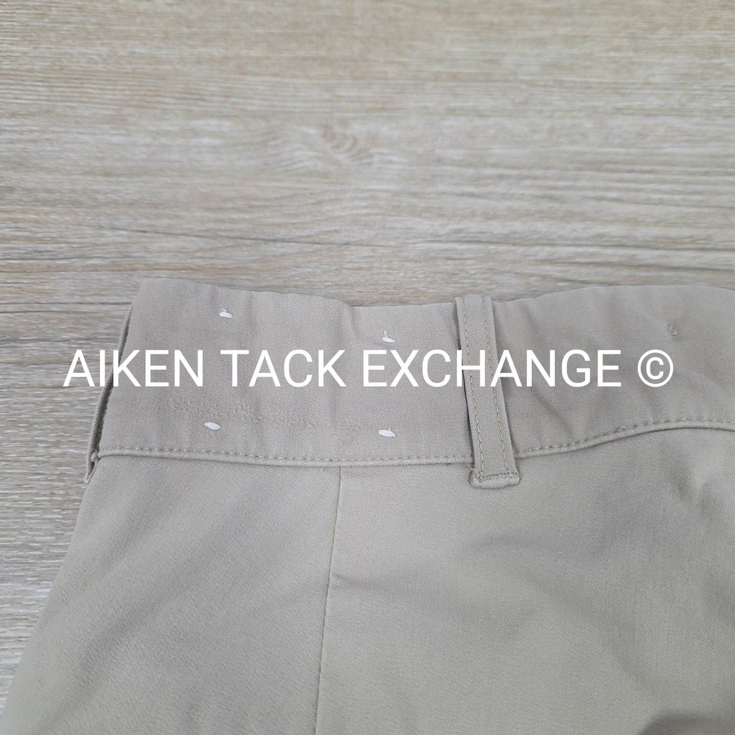 Tailored Sportsman Trophy Hunter Knee Patch Breeches, Size 30