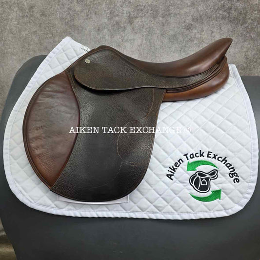 **SOLD** 2017 PJ Close Contact Jump Saddle, 17" Seat, 3L Flap, Medium Wide Tree, Foam Panels