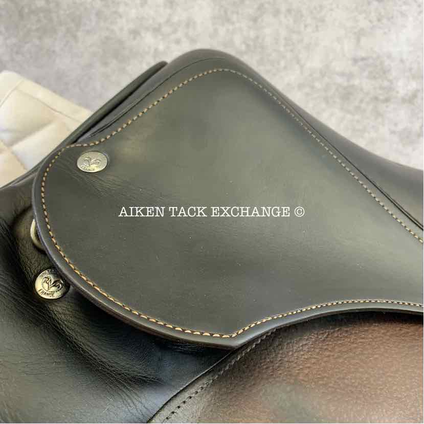 2018 Voltaire Palm Beach Close Contact Jump Saddle, 19" Seat, 4AAAR Flap, Medium Tree, PRO Panels