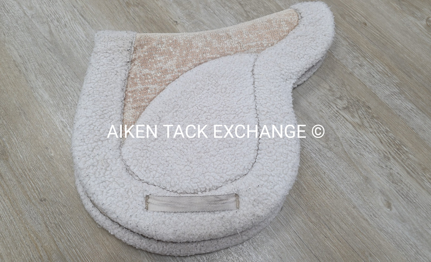 Success Equestrian Deluxe Hunter Pad, Size Medium / 16" - 16.5"