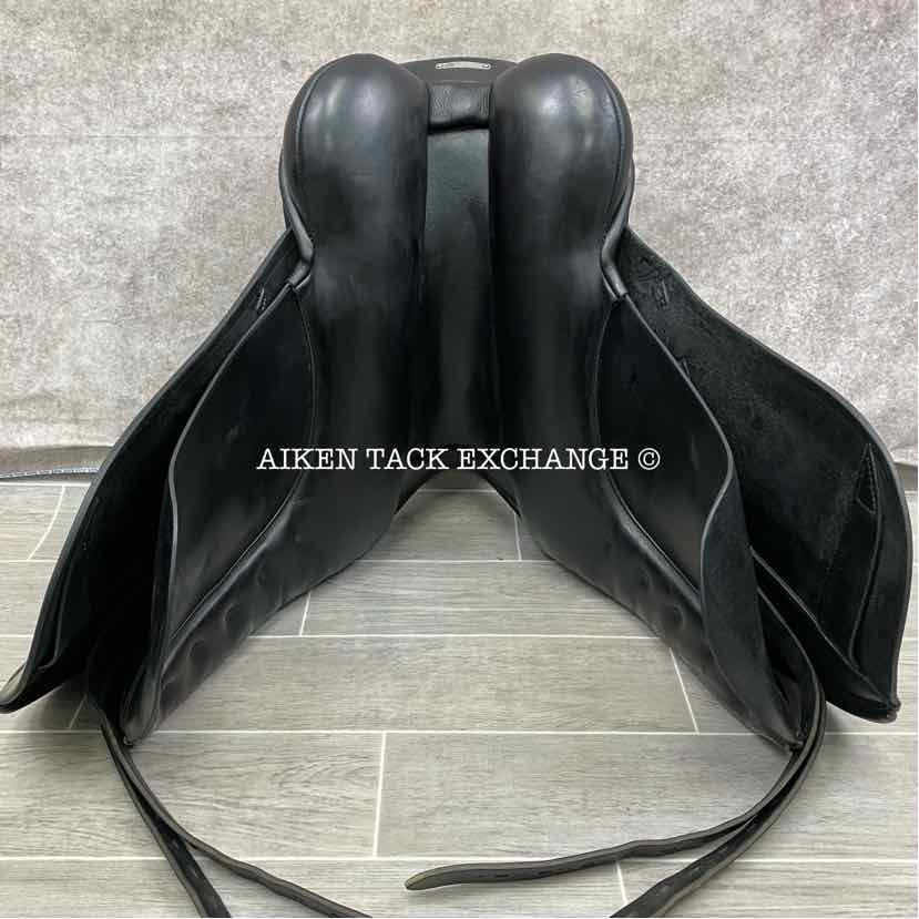 **SOLD** 2007 Lovatt & Ricketts Berkeley Dressage Saddle, 17" Seat, Short Flap, Wide Tree, Wool Flocked Panels