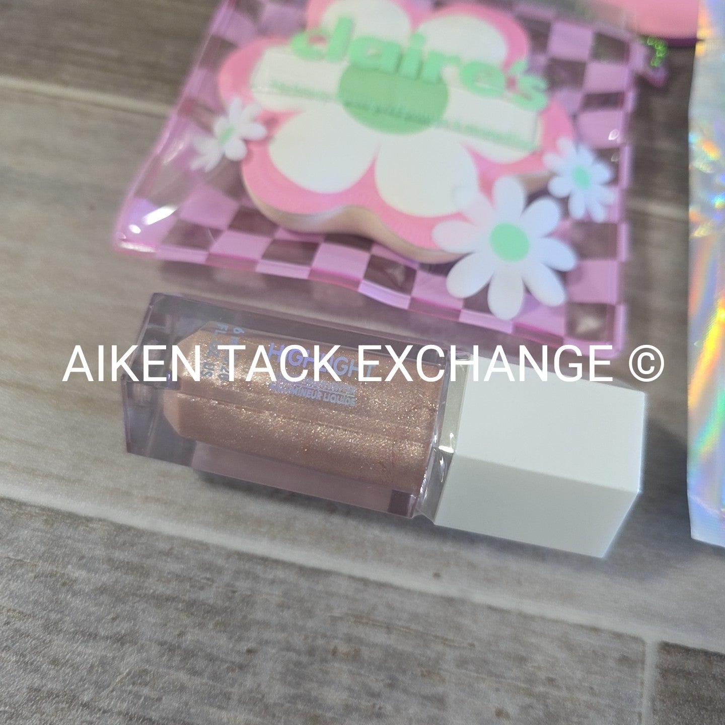 Claire's Makeup Bundle - Blush, Makeup Sponge, Spoolies (10), Liquid Highlighter