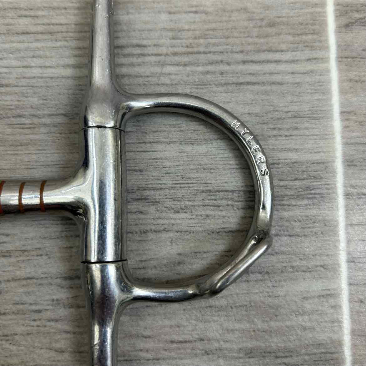 Double Joint Hinged Full Cheek Bit with Hooks 5"