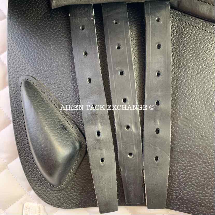 **SOLD** 2021 CWD SE06 Close Contact Jump Saddle, 18" Seat XTR, 4C Flap, Medium Tree, Foam Panels, Buffalo Leather