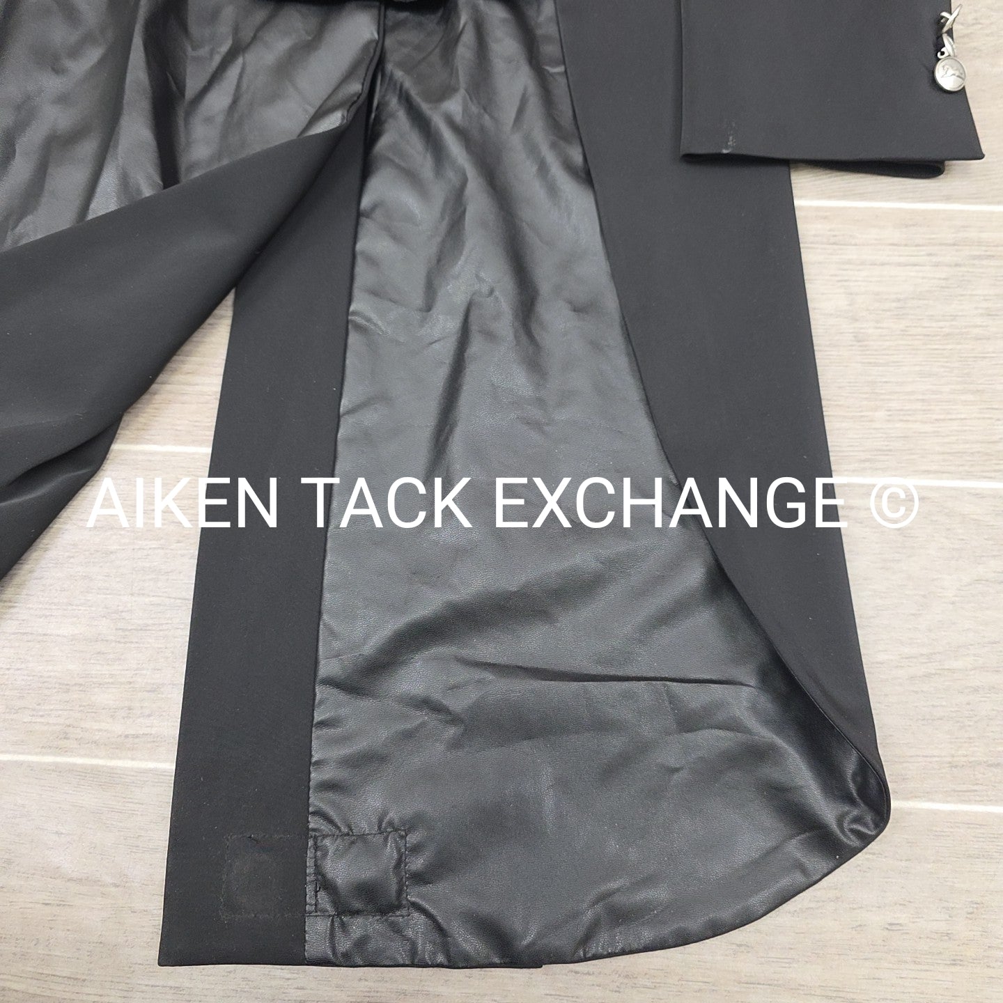 RJ Classics Comfort Stretch Softshell Xtreme Dressage Shadbelly Show Coat, Size