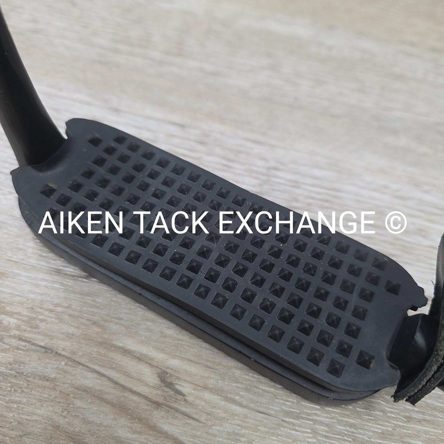 Peacock Safety Stirrups, 4.75" (No Bands)