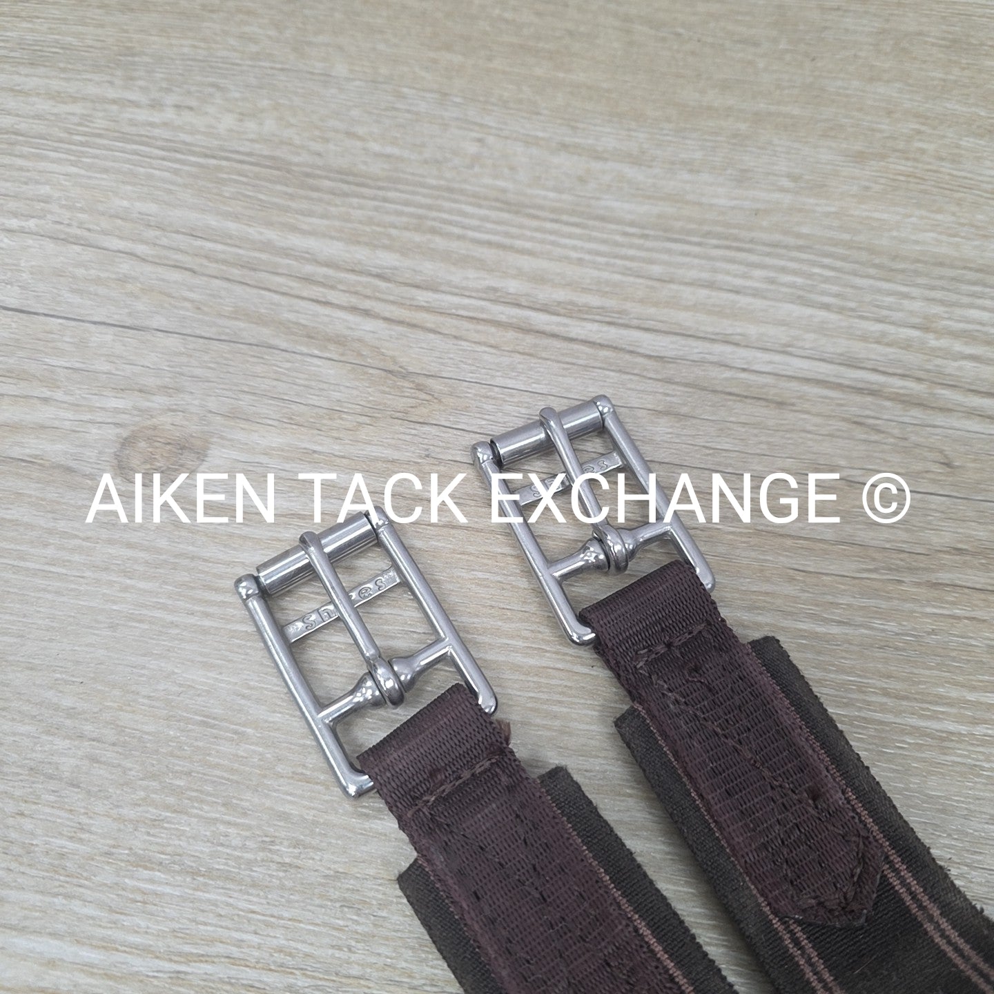 Shires Fleece Girth with Double End Elastic, Brown, 56"