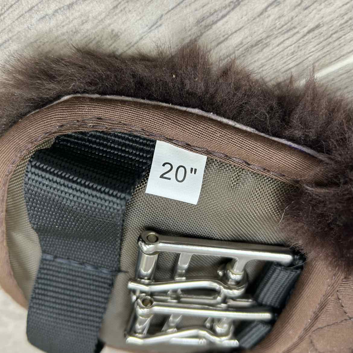 CAS Equestrian Sheepskin Girth, Brown, 20"