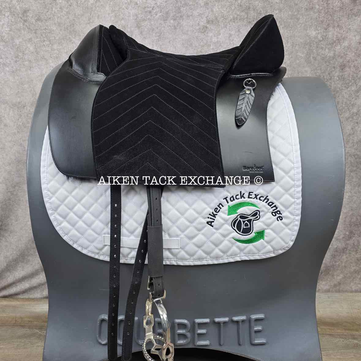 Barefoot Madrid Baroque Style Treeless Saddle, Size 2