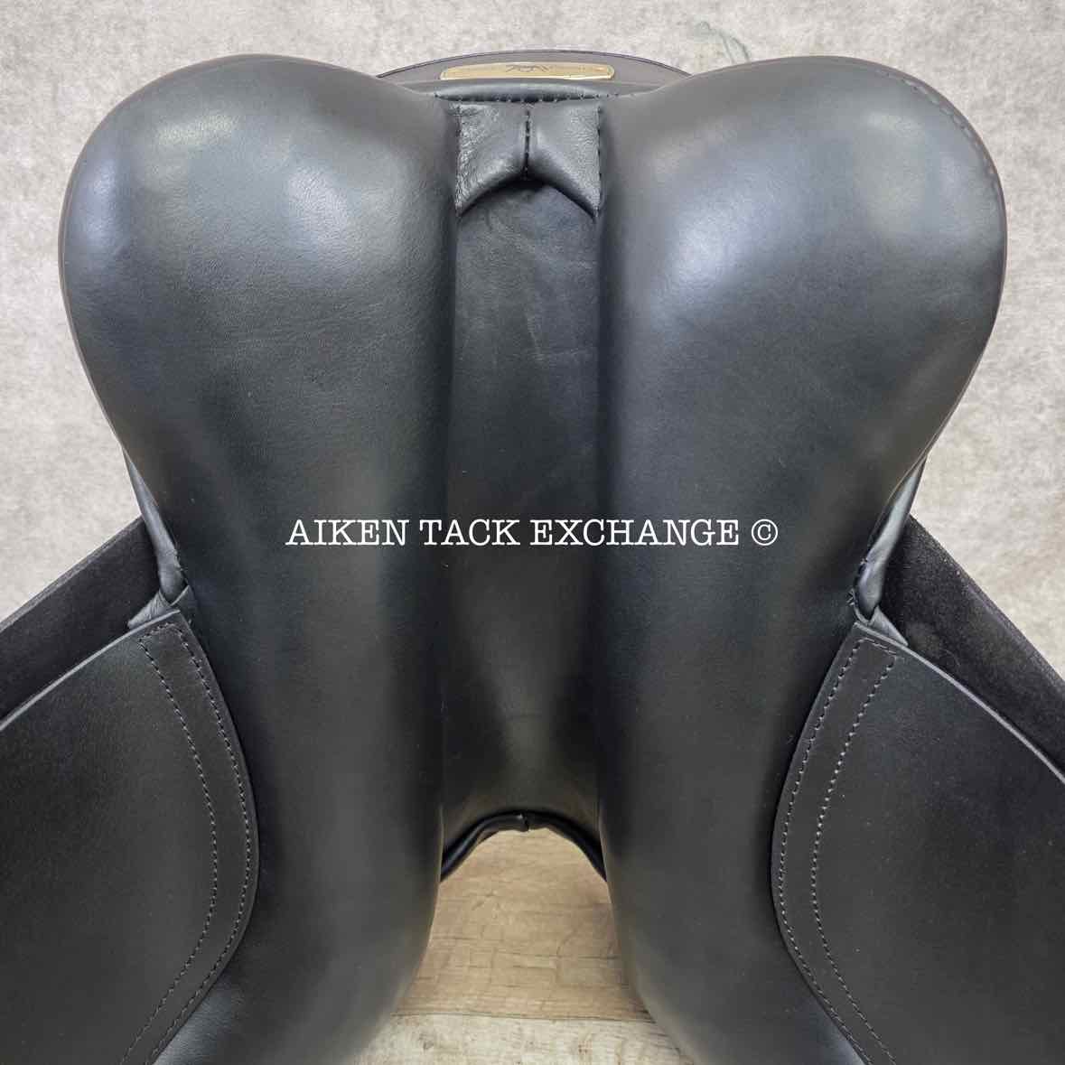 **SOLD** 2010 Black Country Eloquence Dressage Saddle, 17.5" Seat, W/XW Freedom Hoop Tree, Wool Flocked Panels