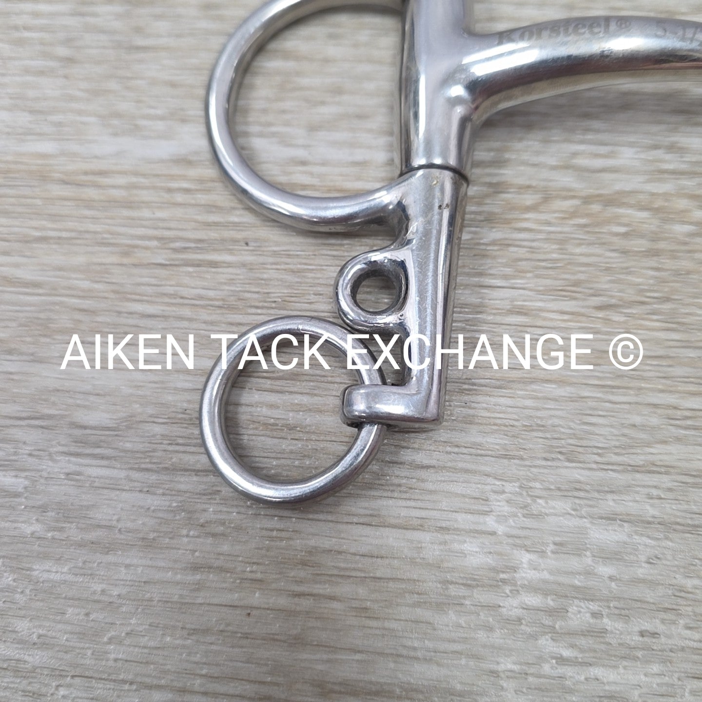 Korsteel Single Joint Pelham Bit 5.5" (Missing 1 Hook & Curb Chain)