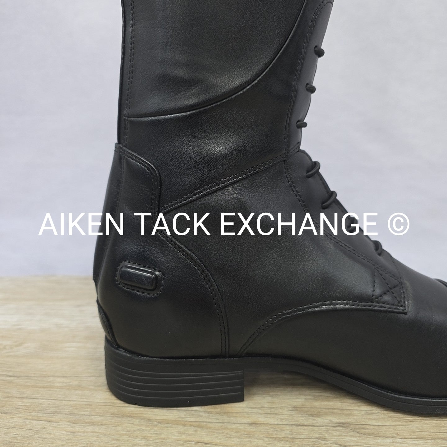 Ariat Kinsley Field Boot, Size 9 Regular Short