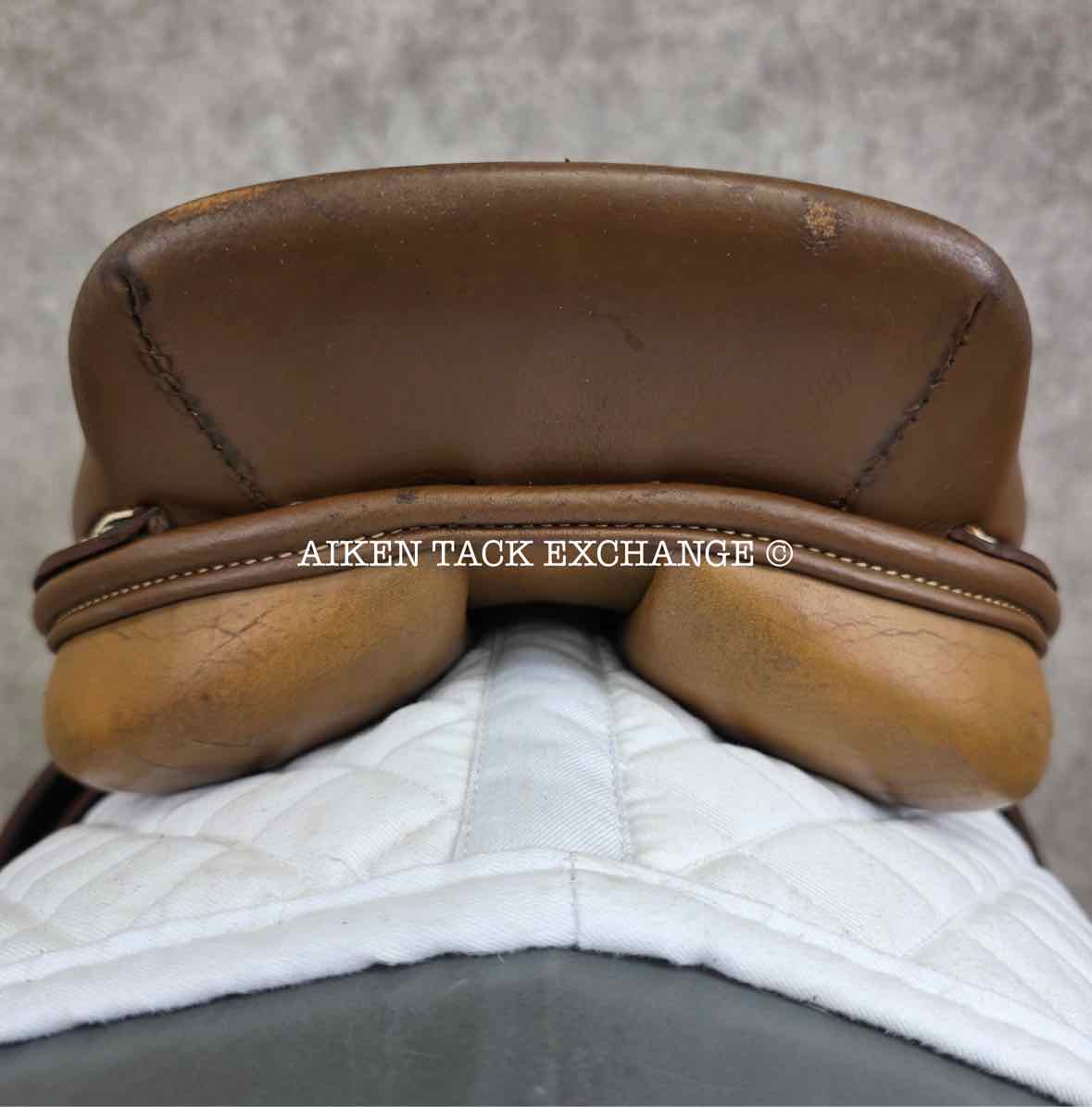 Collegiate Miller's USET Close Contact Jump Saddle, 16.5" Seat, Medium Tree, Foam Panels