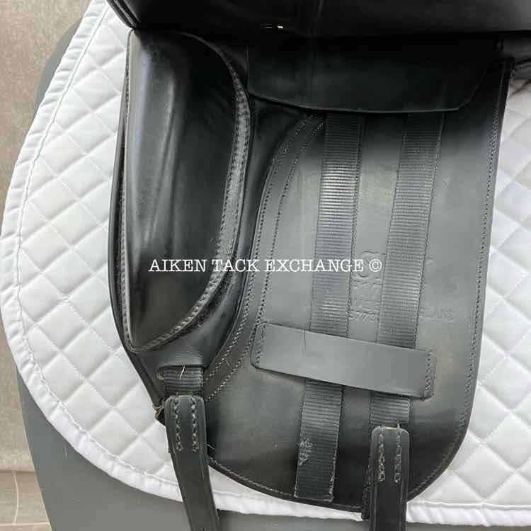 **SOLD** 2008 Albion SLK Dressage Saddle, 17.5" Seat, Medium Tree, Wool Flocked Panels