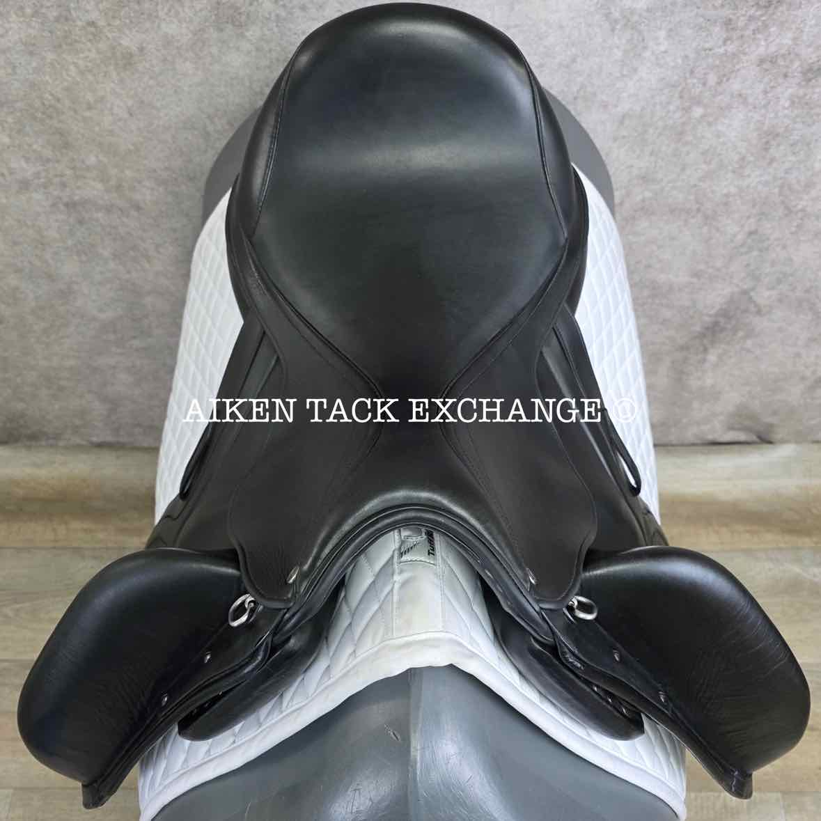 2020 Aviar Raavun 1.0 Monoflap Dressage Saddle, 18.5" Seat, Adjustable Tree, Foam Panels
