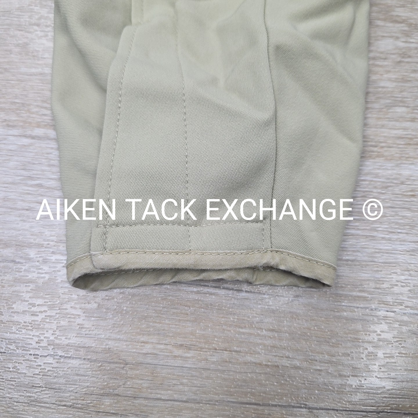 Tailored Sportsman Supreme Hunter Side Zip Knee Patch Breeches, Size 24 L