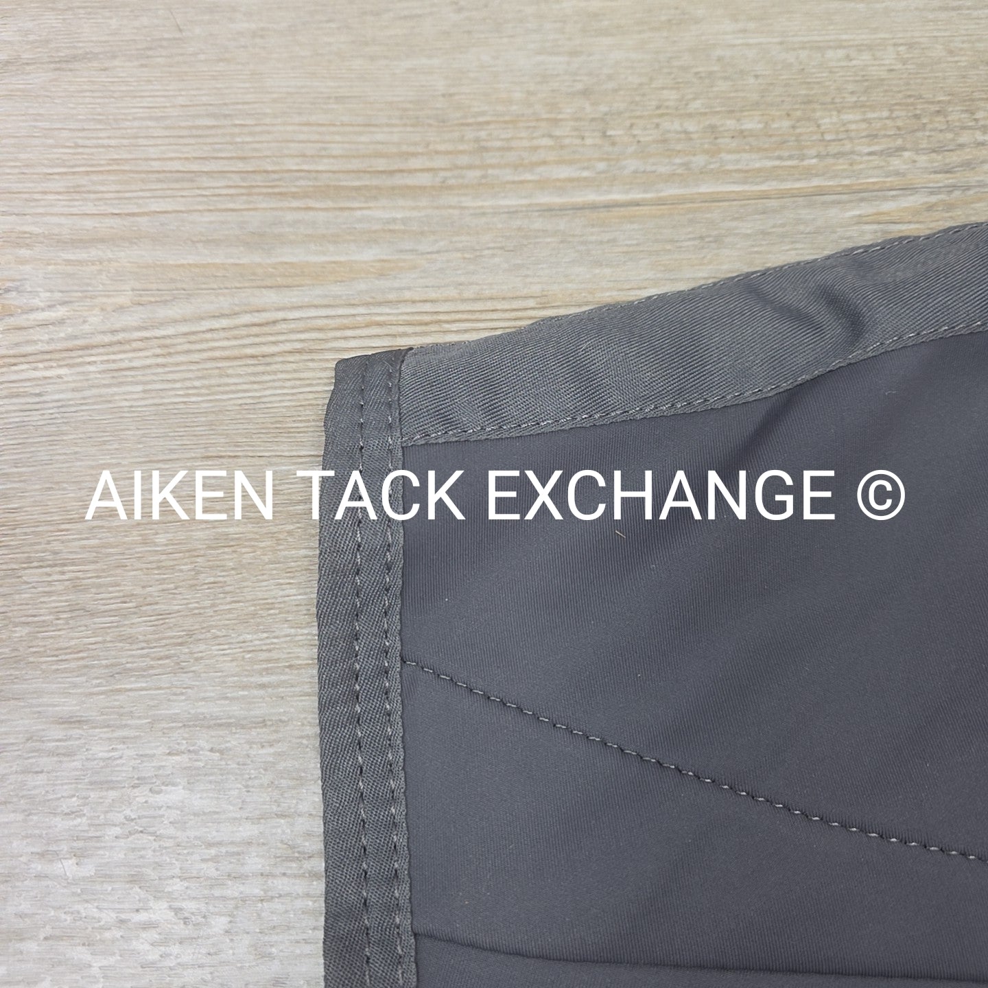 Fenwick Equestrian LT Liquid Titanium Therapeutic Quarter Sheet, Size Large