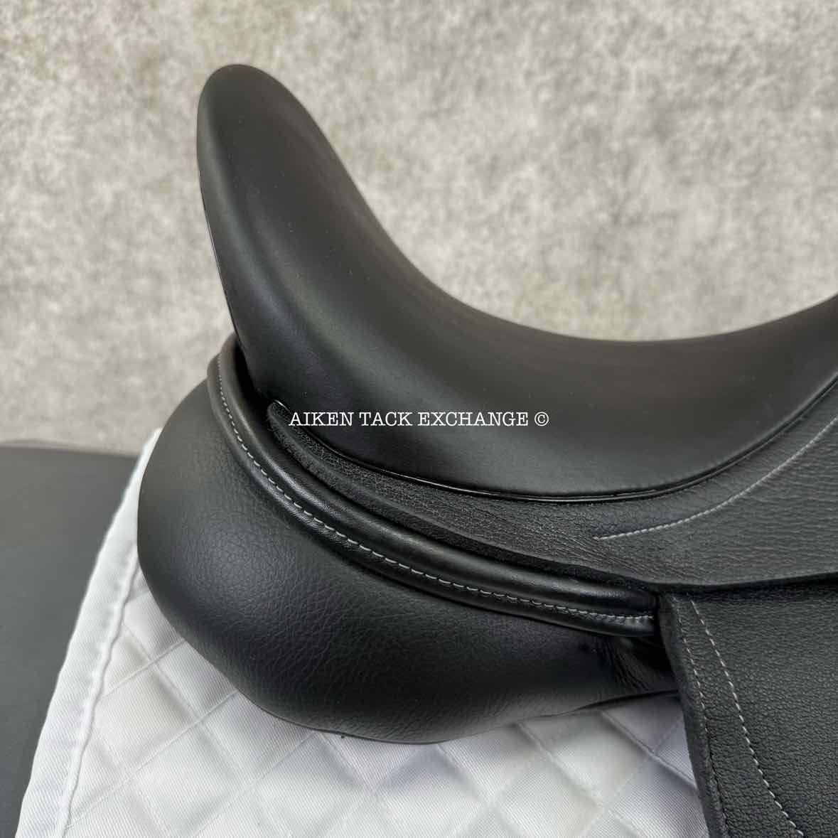 2024 Custom Saddlery Everest R Monoflap Dressage Saddle, 18" Seat, Adjustable Tree, Wool Flocked Panels