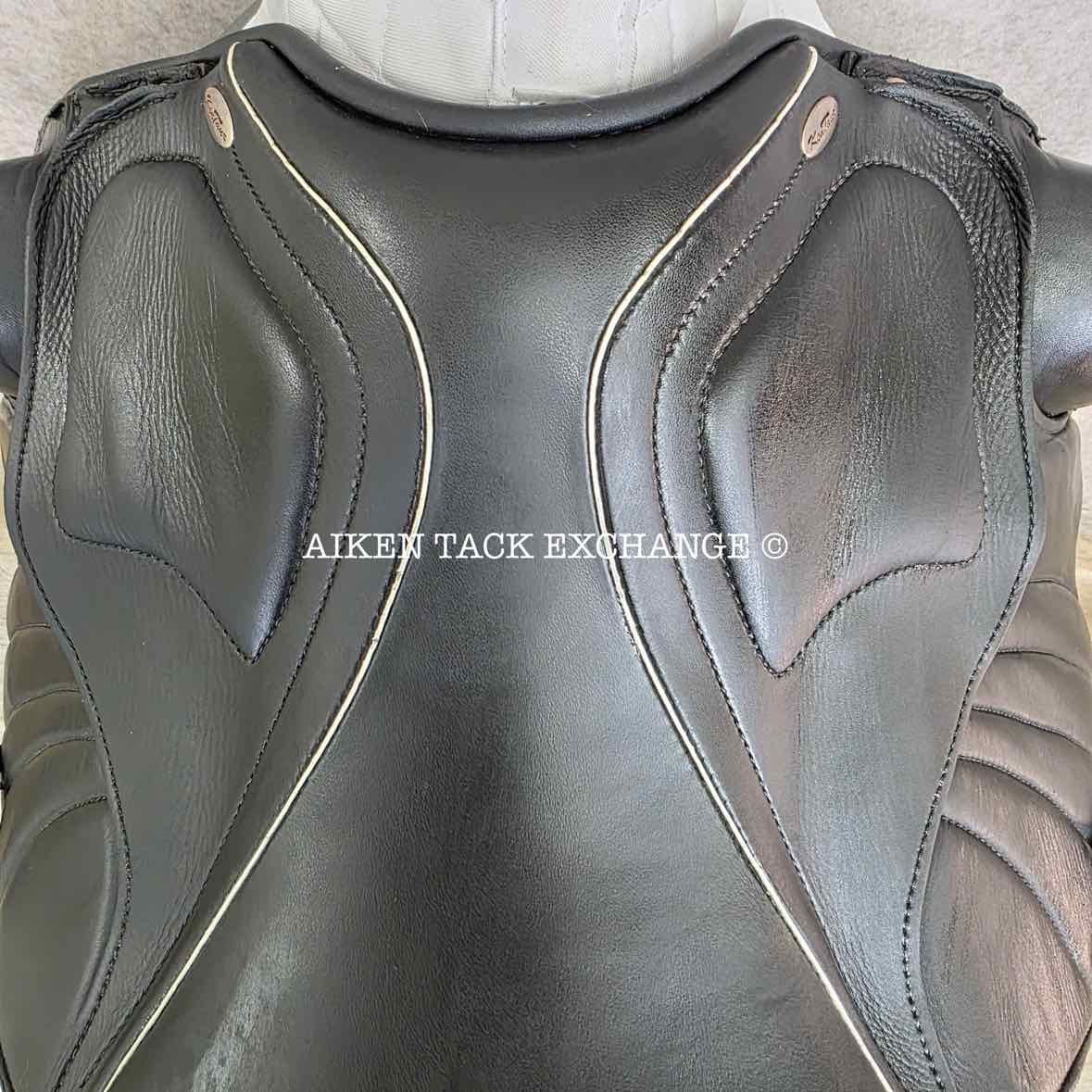 2018 Kentaur Ithaka AP Dressage Saddle, 18" Seat, Wide Tree, Wool Flocked Panels