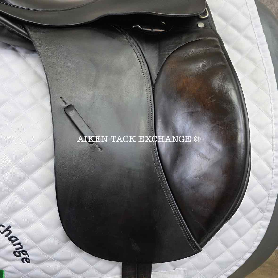Legend Dressage Saddle, 17" Seat, M/MW Tree, Wool Flocked Panels