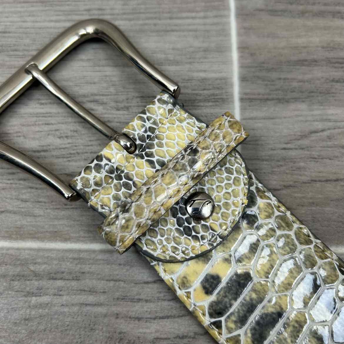 Tailored Sportsman Wide Snakeskin Belt, Size Small