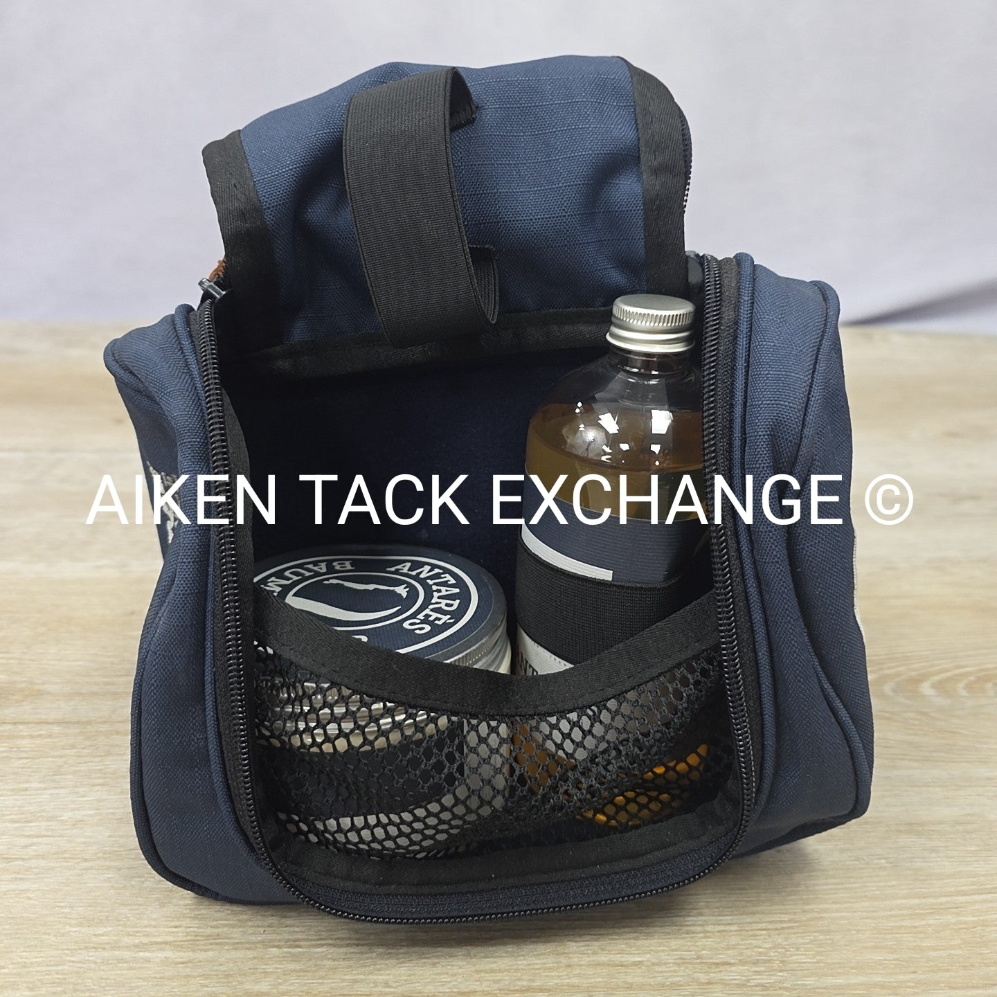 Antares Cleaning Kit Bag with Saddle Oil & Conditioner