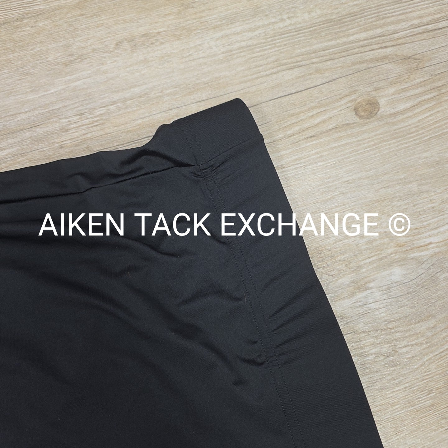 Back on Track Therapeutic Equine Shoulder Guard with Pads, 81"
