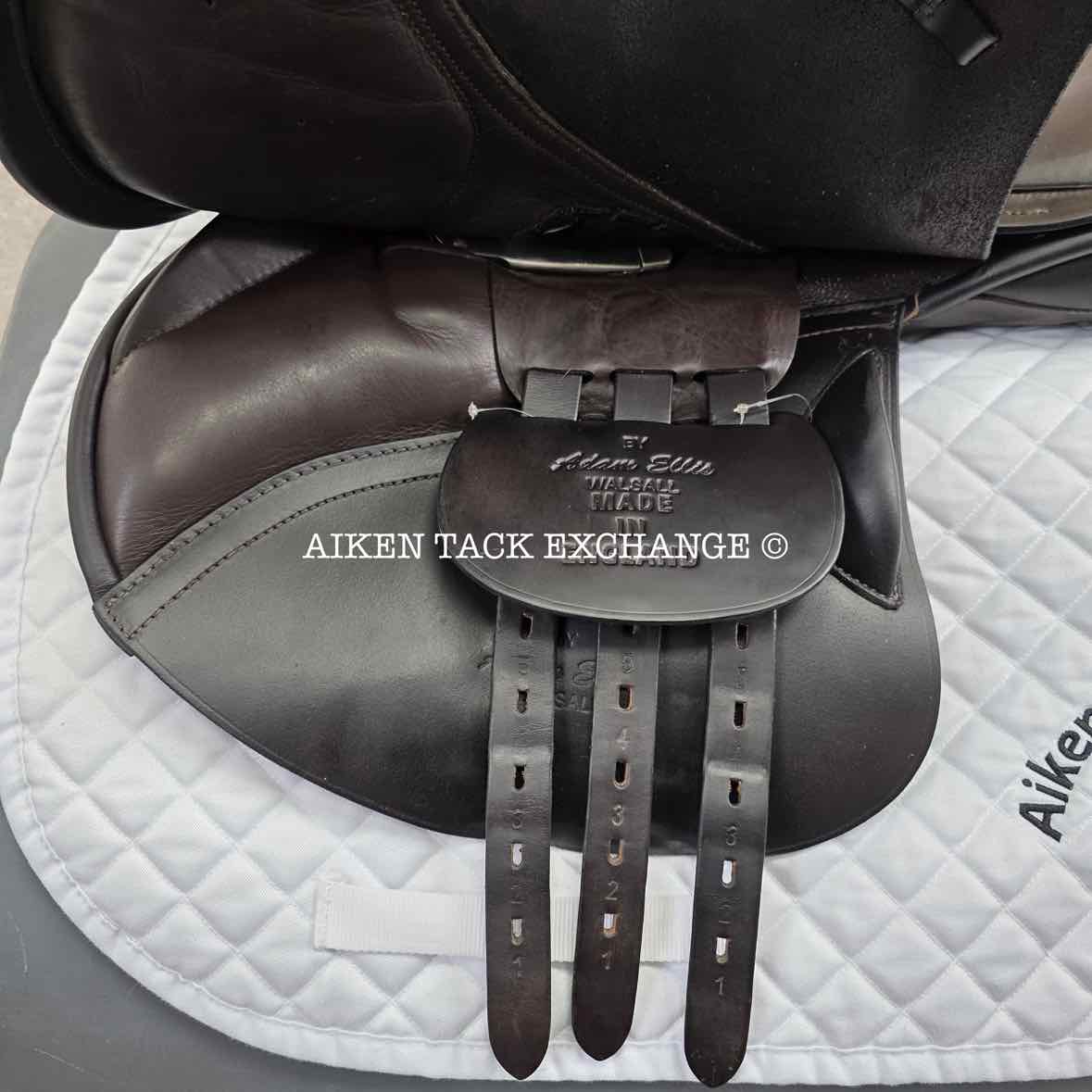 Adam Ellis Close Contact Jump Saddle, 17.5" Seat, Medium/Medium Wide Tree, Wool Flocked Panels