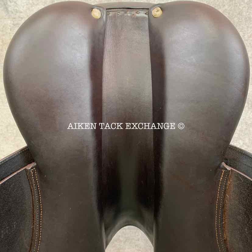 **SOLD** 2010 Arc De Triomphe Gazelle Close Contact Jump Saddle, 18" Seat, 3AV Flap - Forward, Medium Tree, Foam Panels