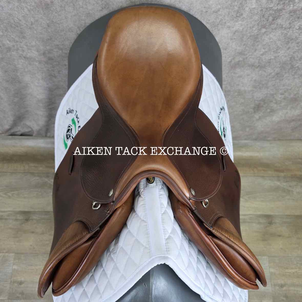 2013 Pessoa A/O AMS Close Contact Jump Saddle, 16" Seat, Adjustable Tree - XCH Changeable Gullet, Wool Flocked Panels