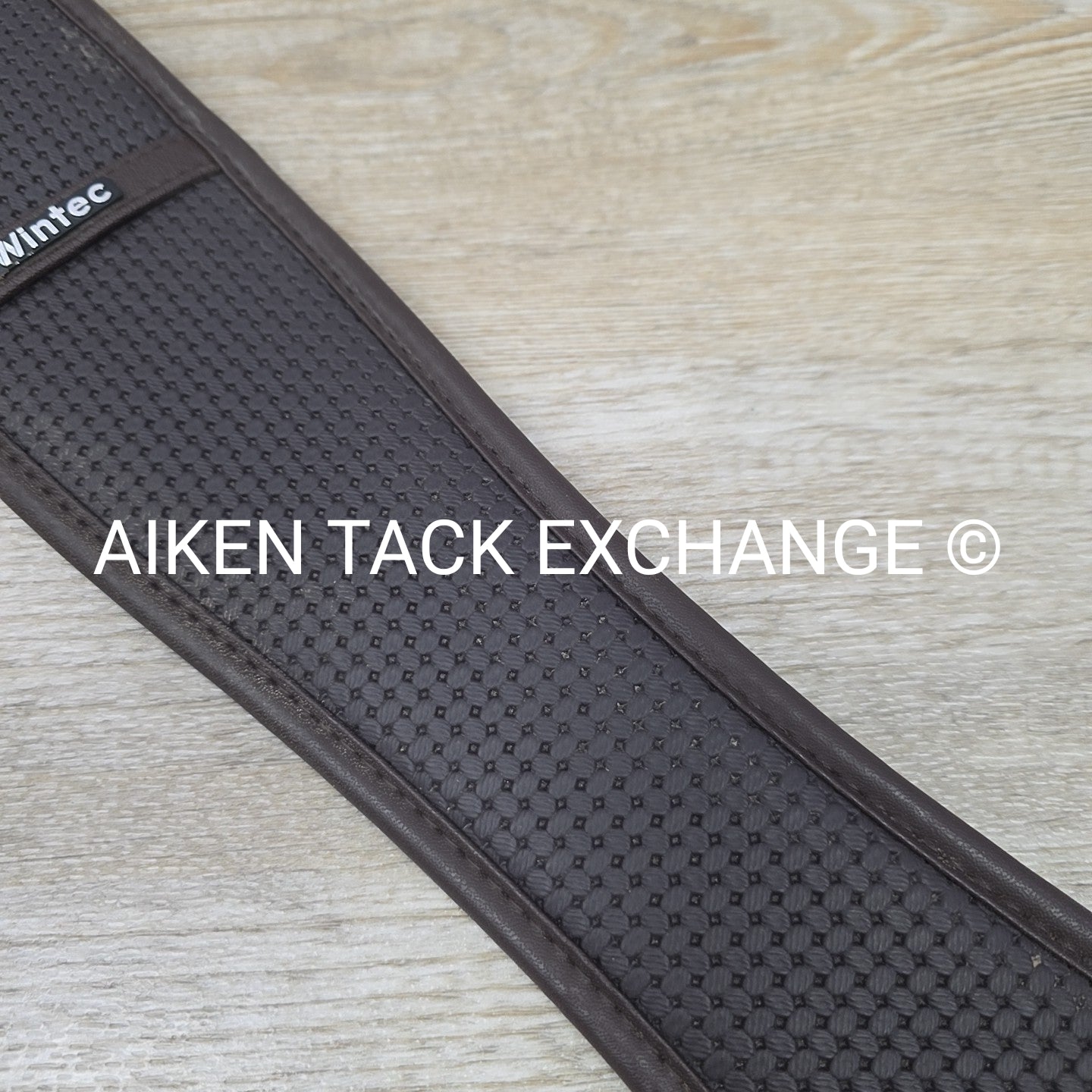 Wintec Chafeless Elastic English Girth, Brown, 52"