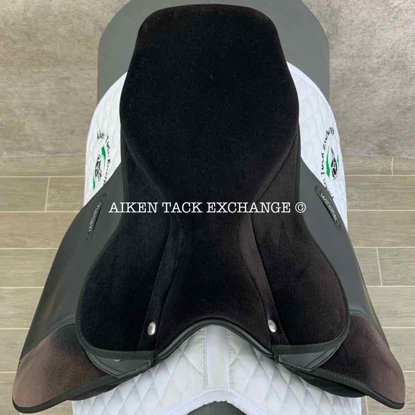 **SOLD** Thorowgood Maxam All Purpose Saddle, 17" Seat, Extra Wide Tree, Wool Flocked Panels