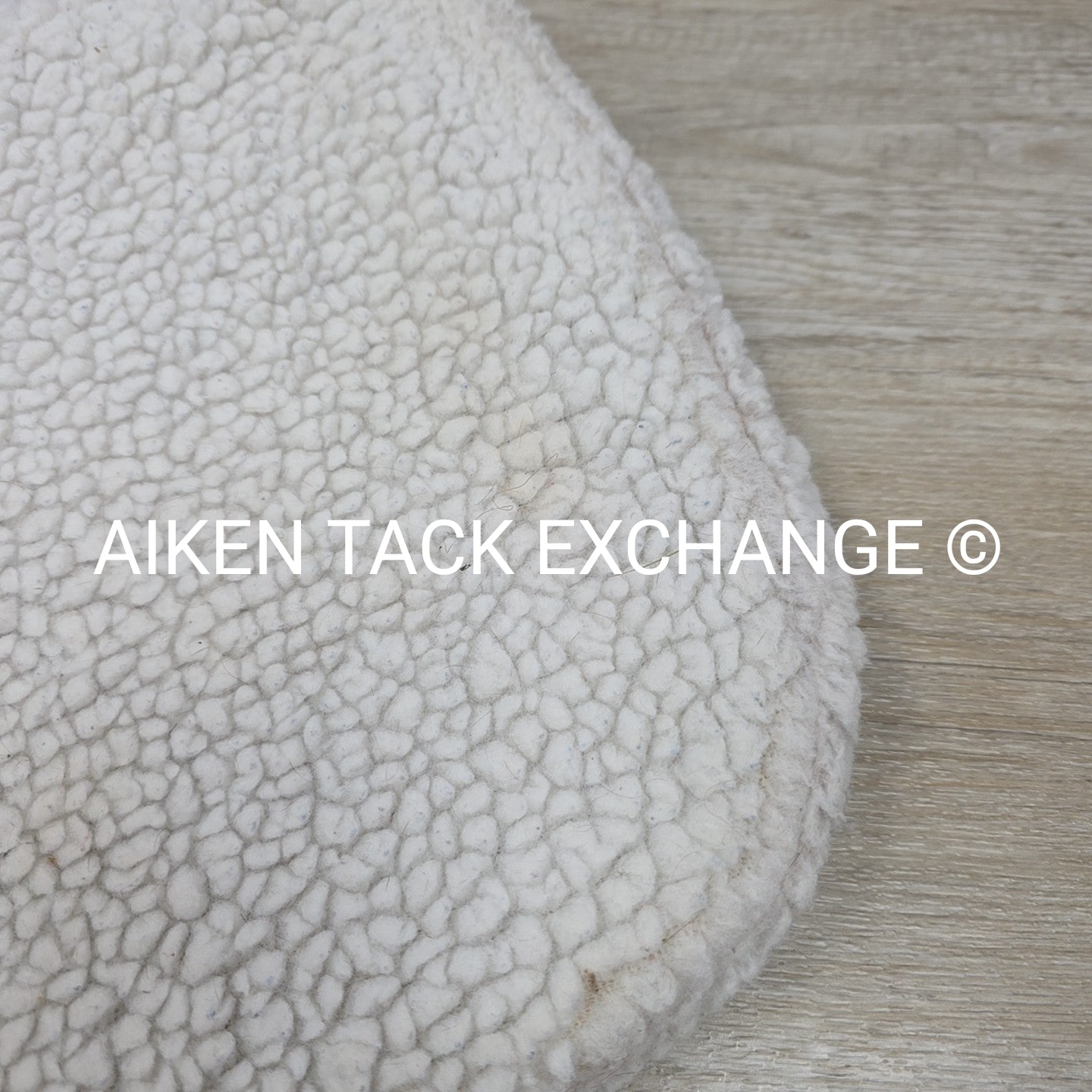 SaddleRight English Glove Leather Half Pad with Fleece Cover