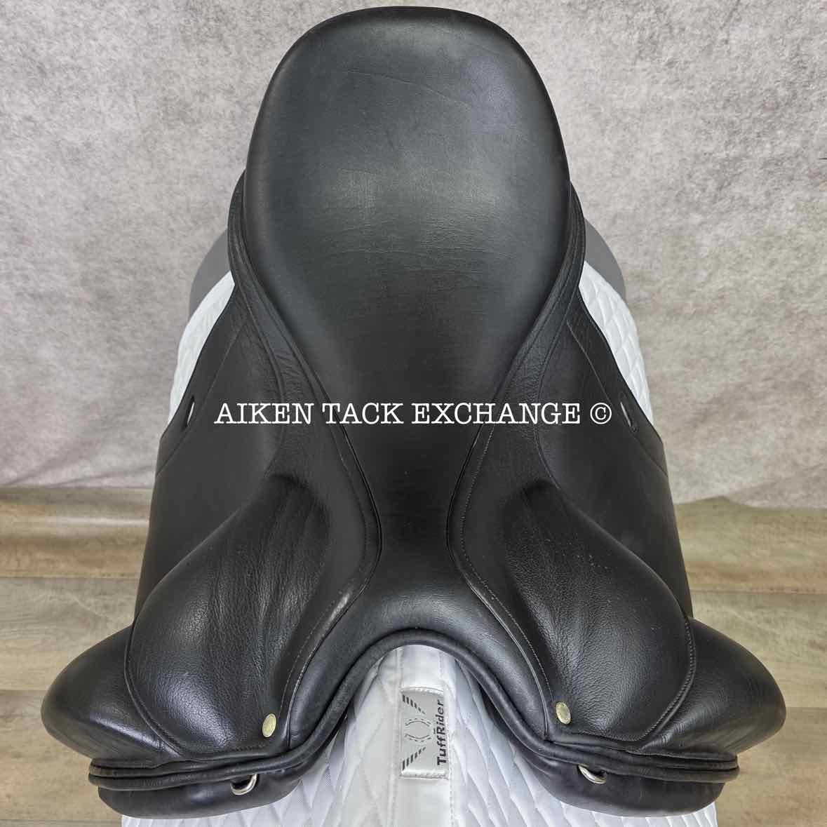 1999 Childeric DAC Monoflap Dressage Saddle, 18" Seat, 3 Flap, Wide Tree, Foam Panels