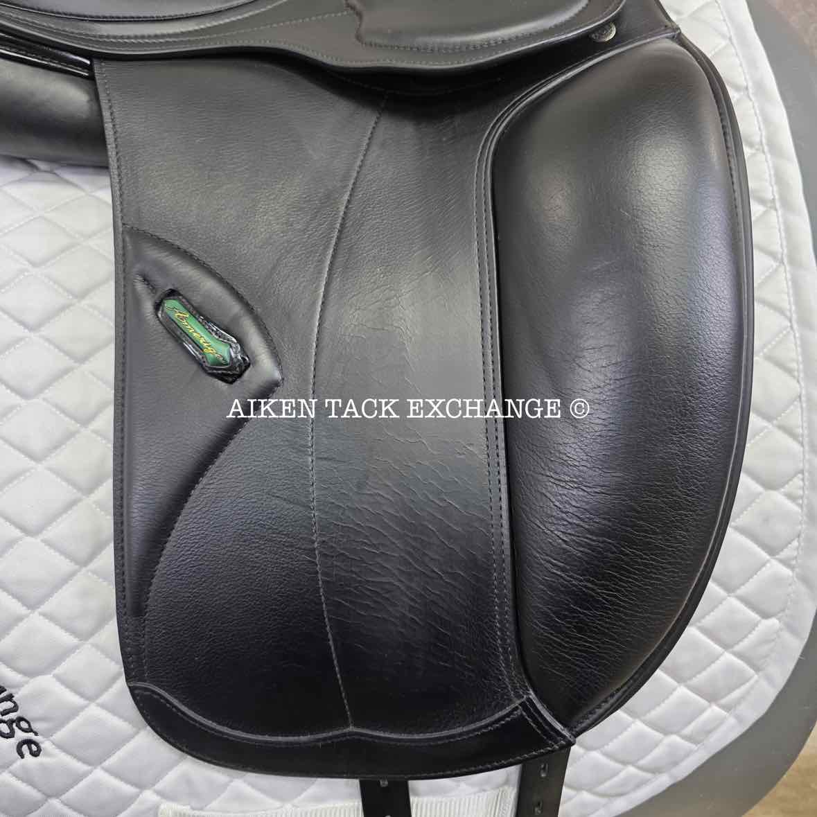 2023 Amerigo Pasubio Pinerolo Dressage Saddle, 18" Seat, Medium Tree, Wool Flocked Panels