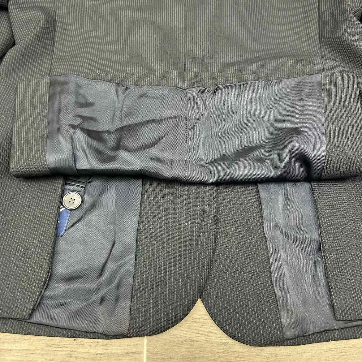 Tri-Umph Show Coat, Size 18 L