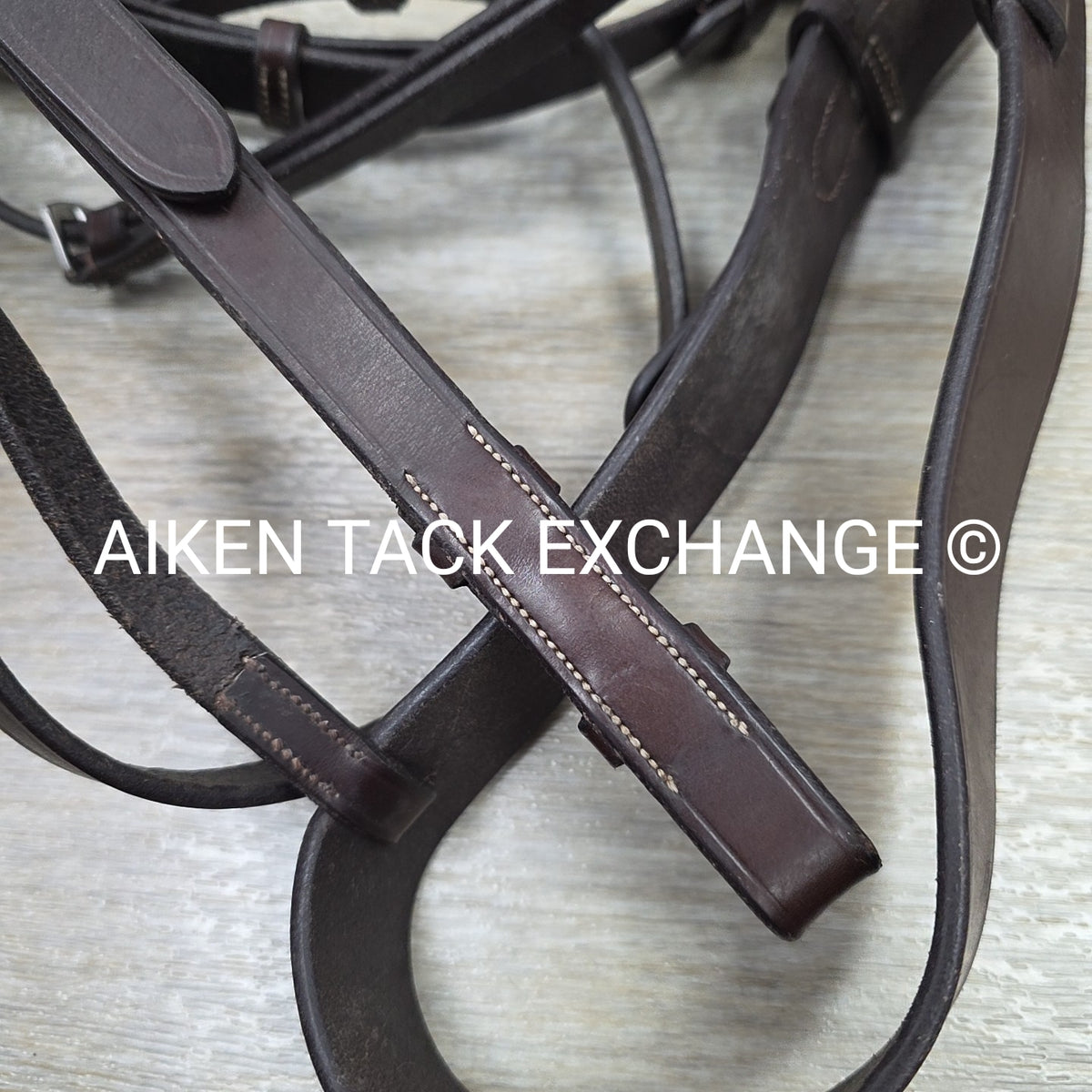 Horse Country Flat Hunt Bridle with Matching Flat Reins, Brown, Size Full