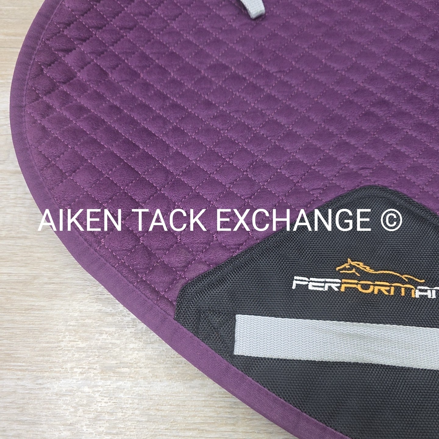 Shires Arma All Purpose Close Contact Saddle Pad, 17"-18"