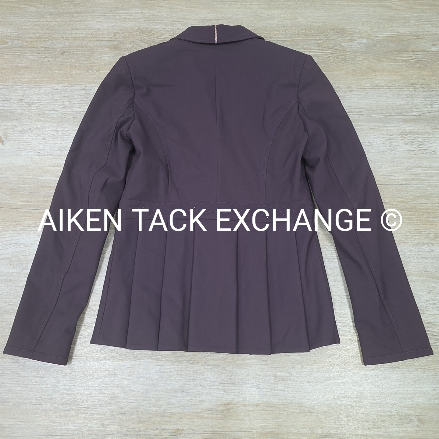 Samshield Nina Show Coat, Size US 8
