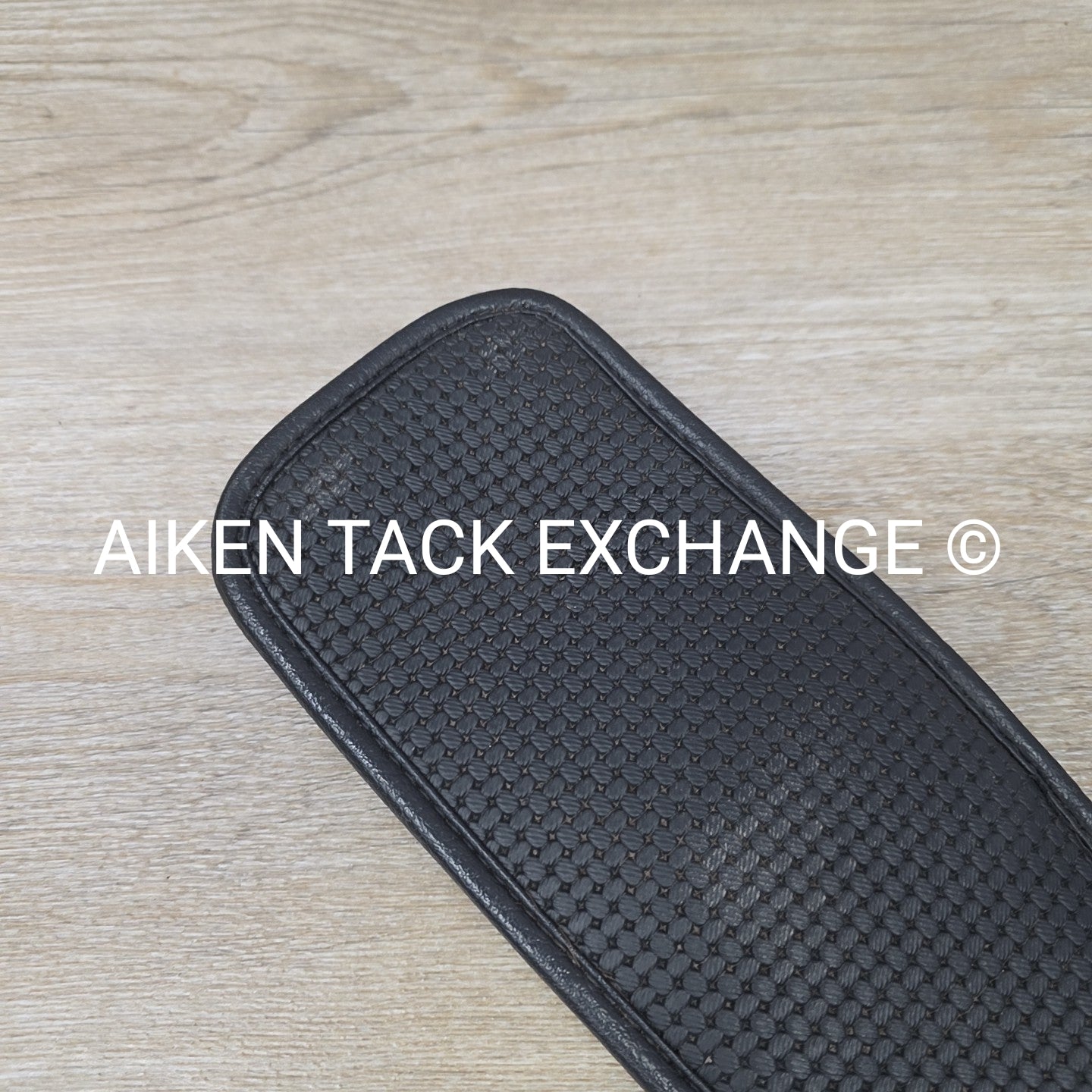 Ovation Airform Dressage Chafeless Girth, Black, 28"