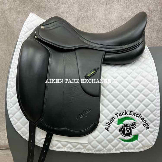 2021 Amerigo Vega Dressage Deluxe Special Saddle, 18" Seat, Medium Wide Tree, Wool Flocked Panels