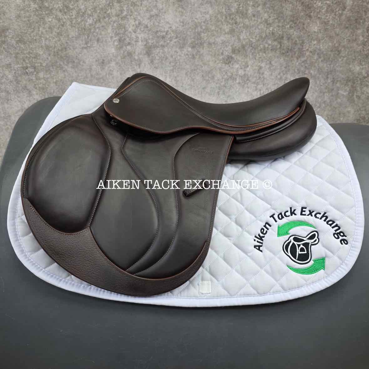 2025 Devoucoux Biarritz O Close Contact Jump Saddle, 16.5" Seat, 1 Flap, Medium Tree, D3D Panels, Full Buffalo Leather