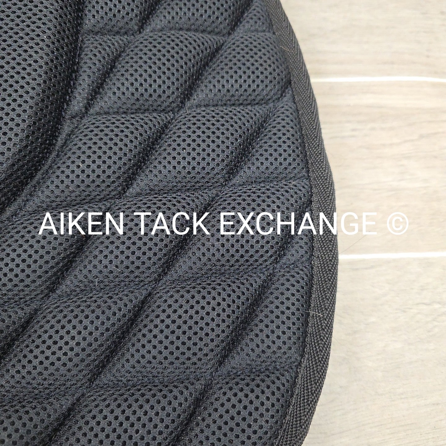 Hilison Size All Purpose Black English Saddle Pads