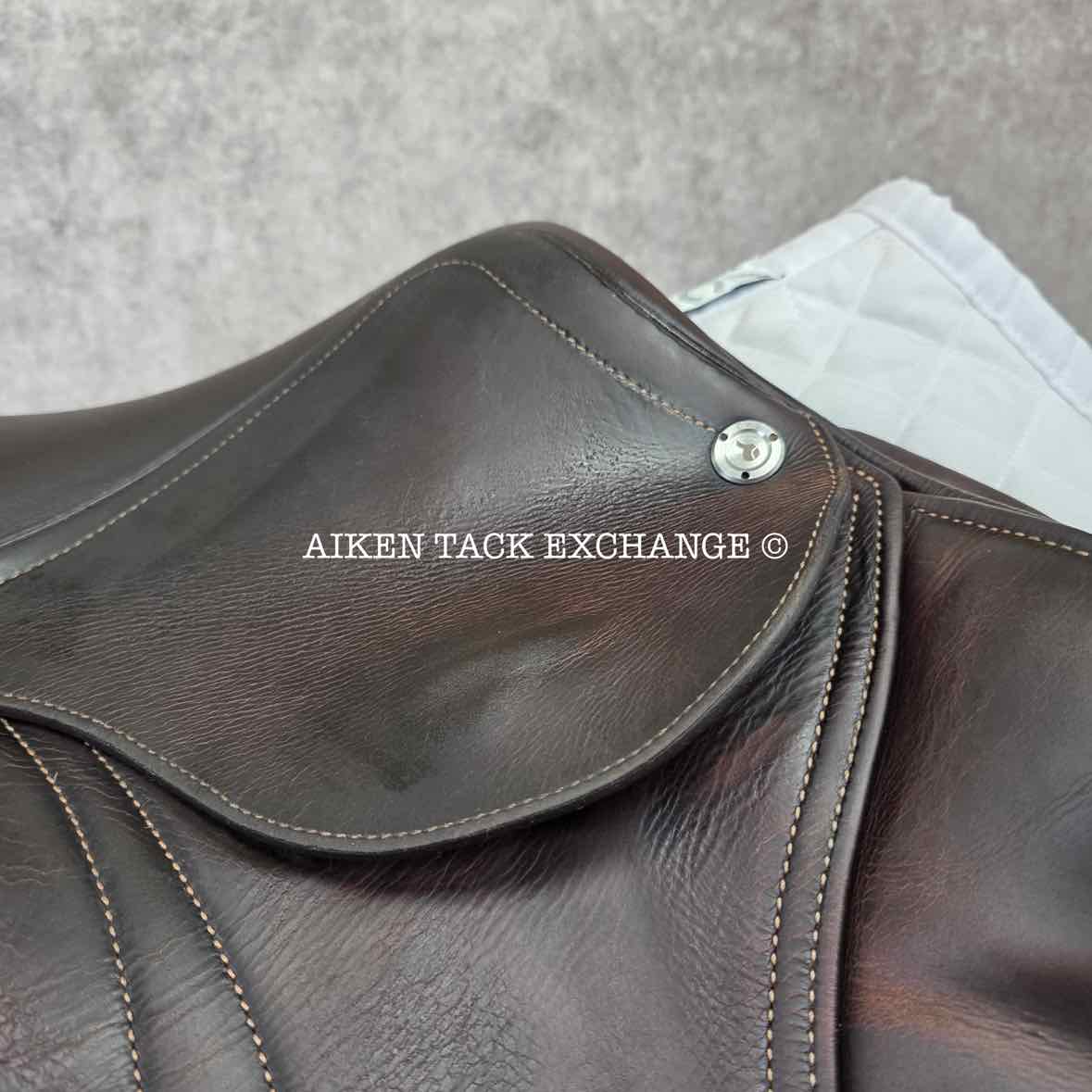 2019 CWD SE01 Close Contact Jump Saddle, 17" Seat, 3C Flap, Medium Tree, Foam Panels, Full Buffalo Leather
