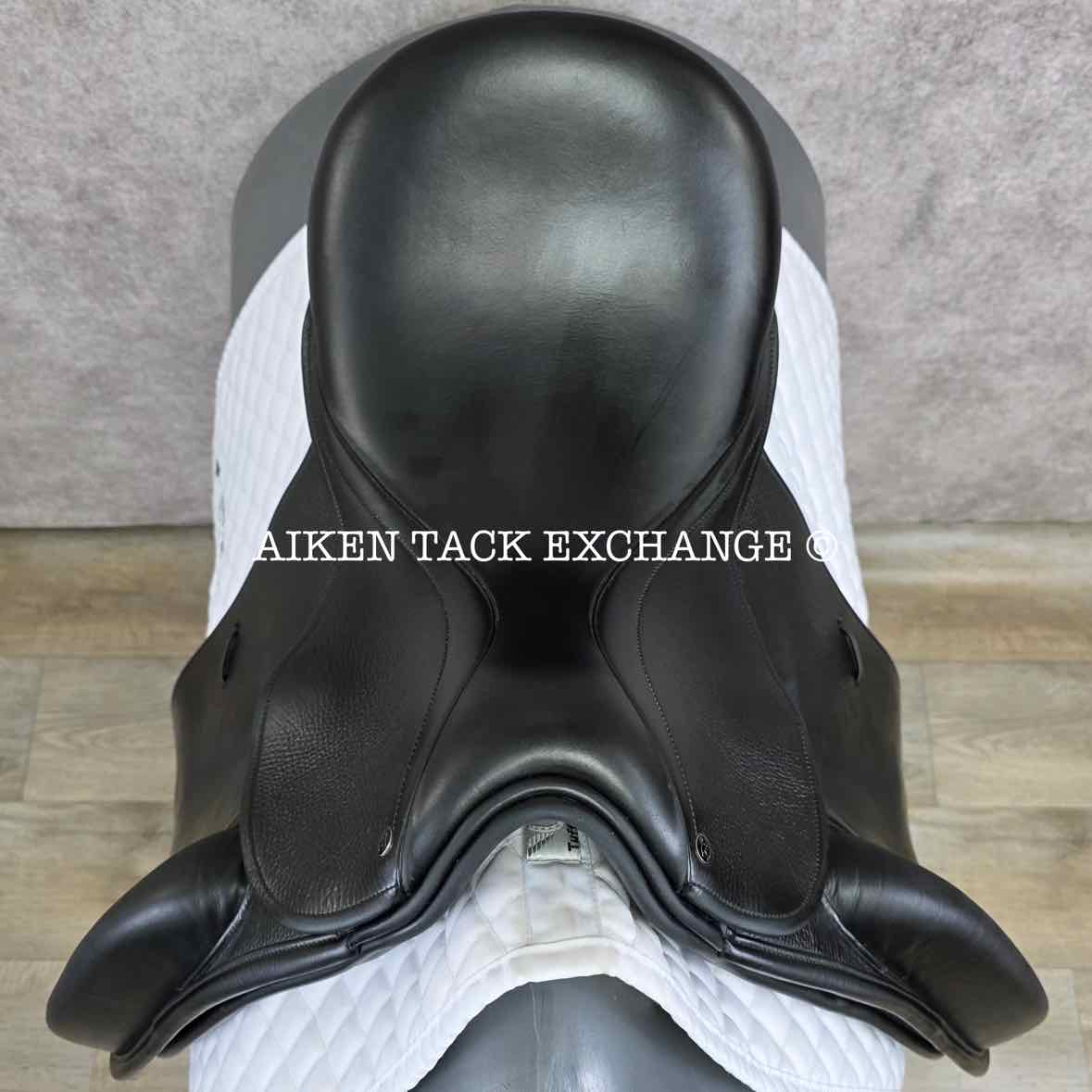 **SOLD** 2013 County Perfection Dressage Saddle, 17.5" Seat, Narrow Tree, Wool Flocked Panels