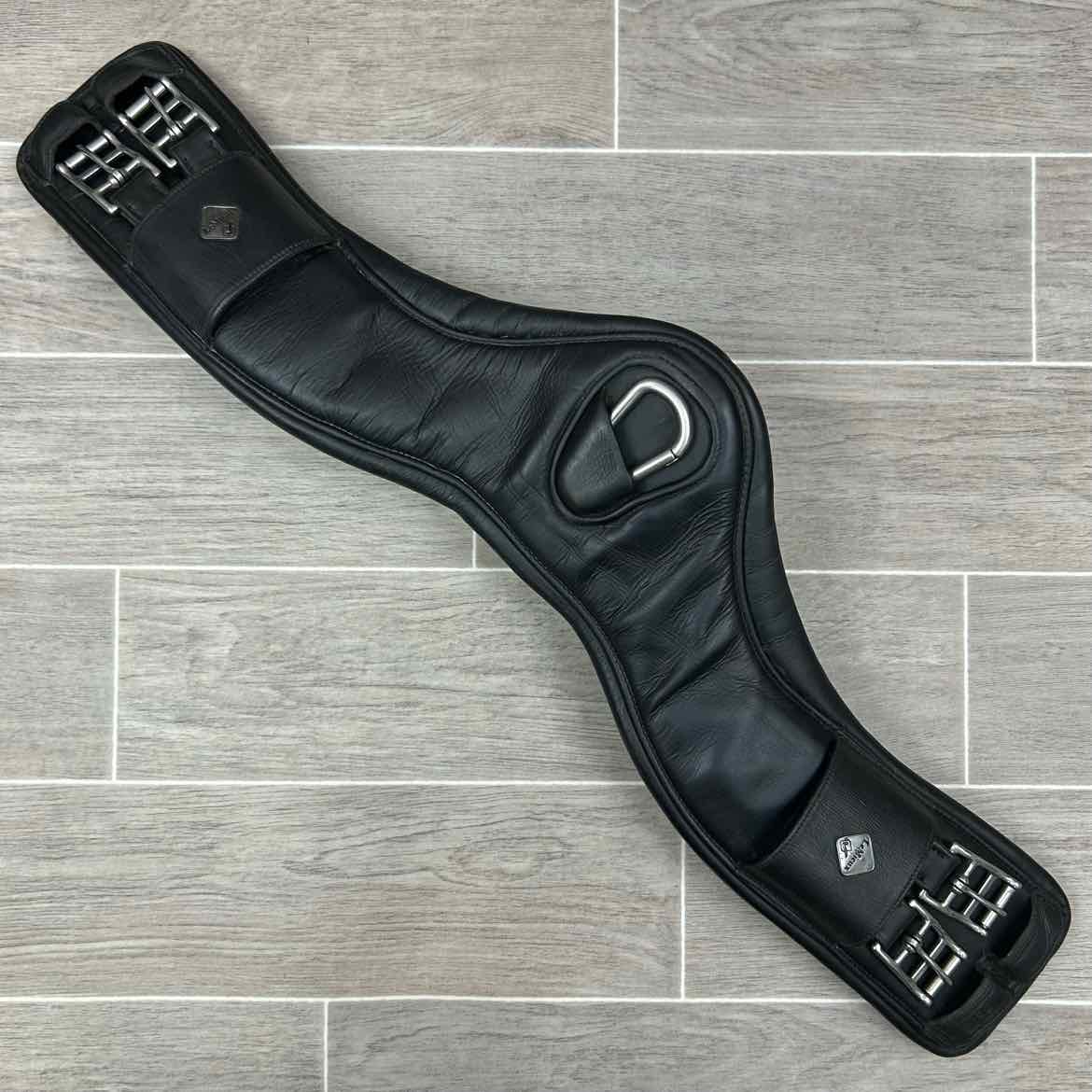 LeMieux Gel-Tek Anatomic Monoflap Girth, Black, 28"