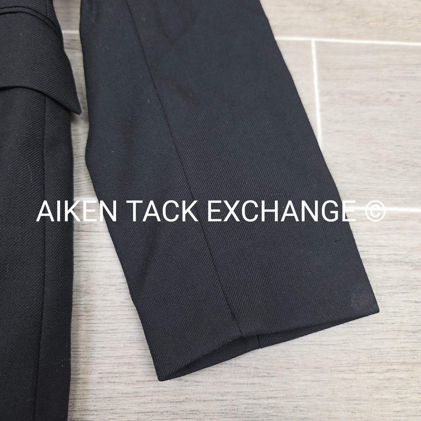 The Elite Show Coat, Size 14 T